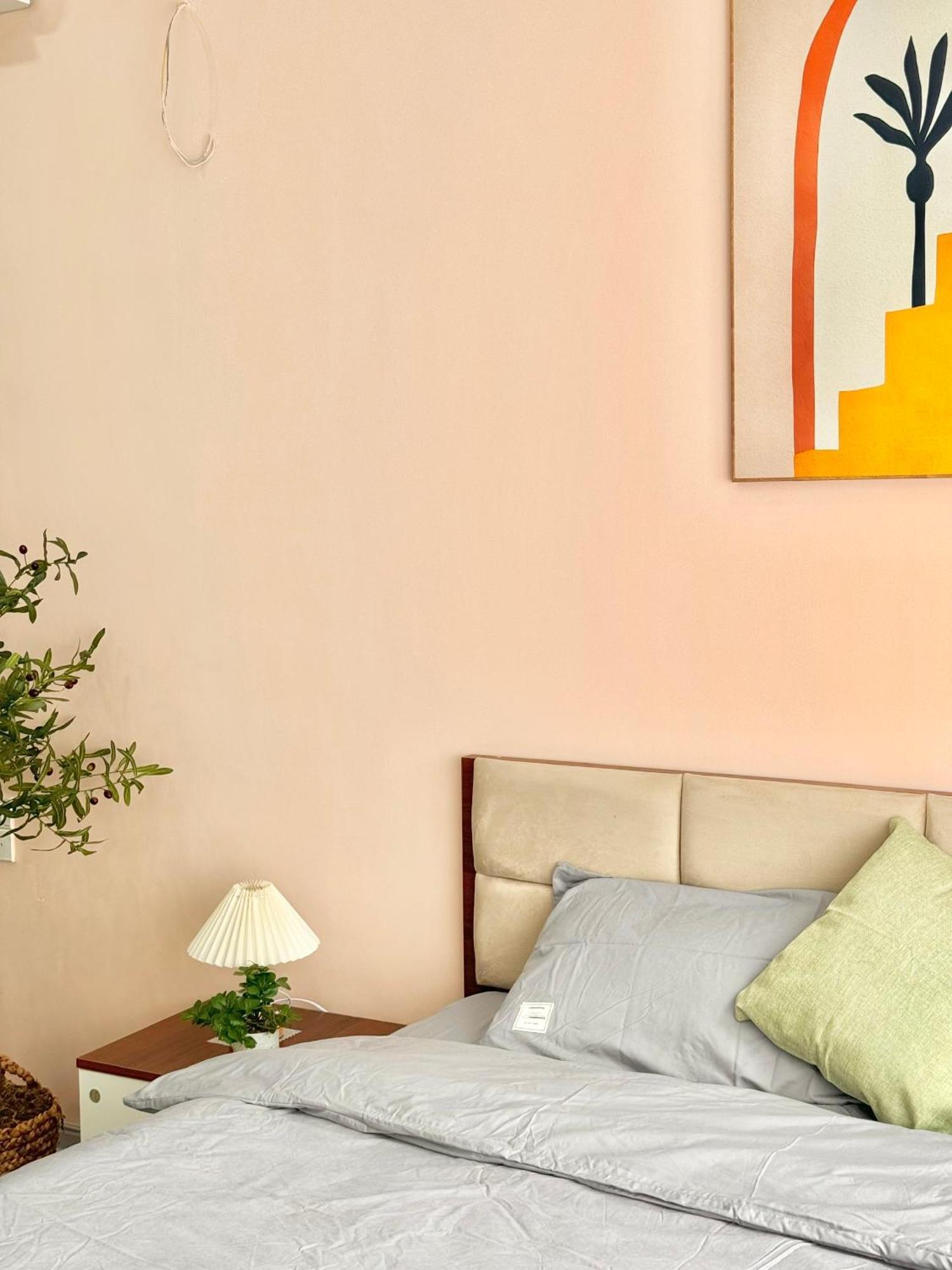 Modern & Comfy Apartment Ханой Экстерьер фото