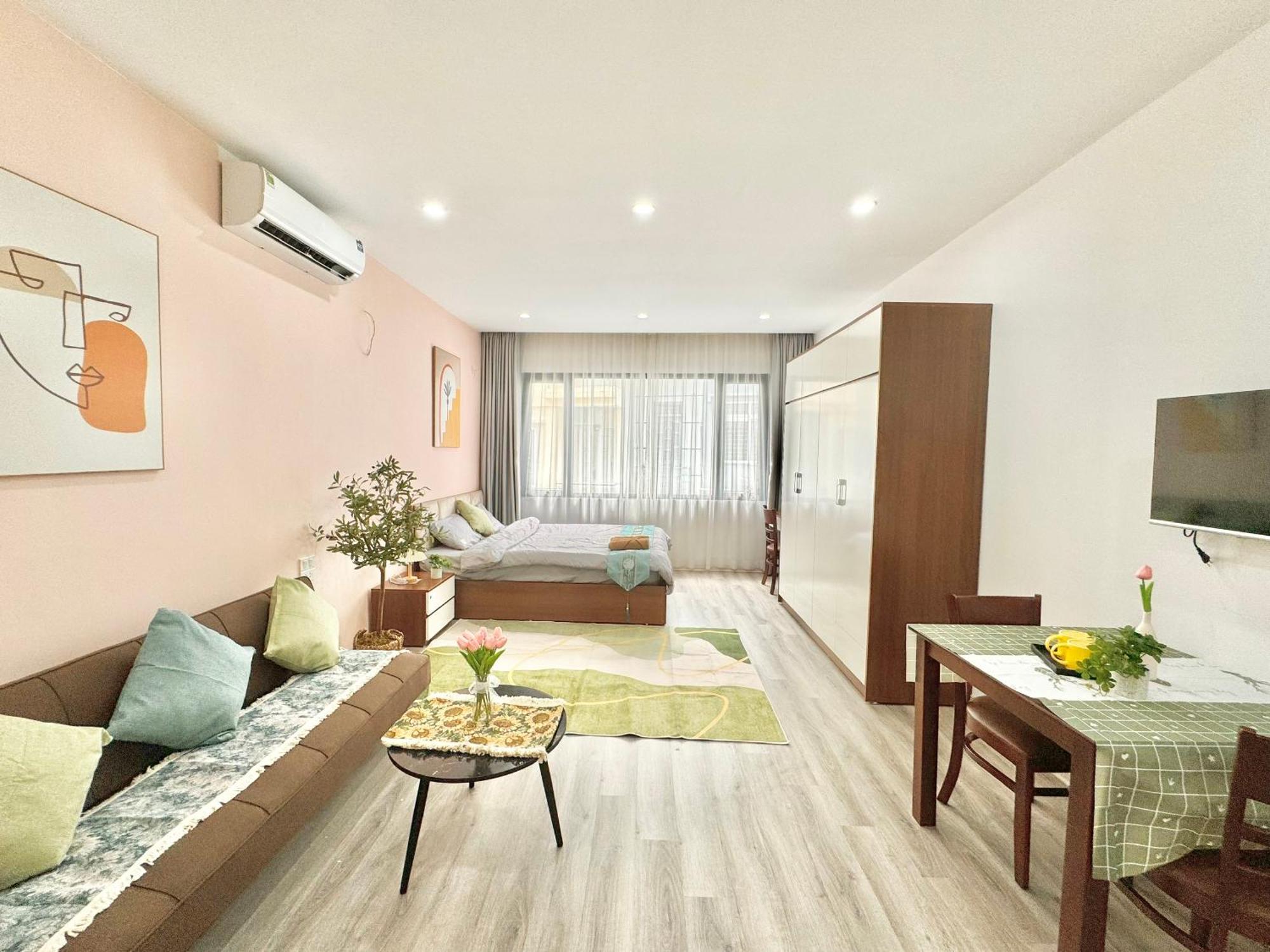 Modern & Comfy Apartment Ханой Экстерьер фото
